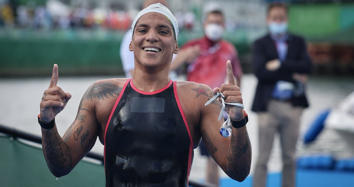 Ana Marcela Cunha é ouro na maratona aquática Crédito: Jonne Roriz/COB
