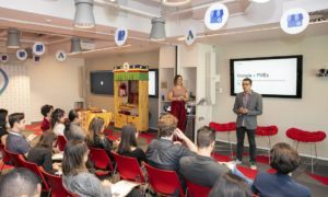 Vídeoclipe - Google Brasil ensina empreendedores a expandir seus negócios