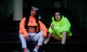 Vídeoclipe - Hyperanhas: Nath Fischer e Andressinha são parceiras de trampo e de vida