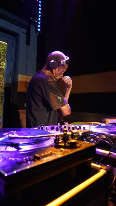 DJ KL Jay revela qual a música que mais gosta de Racionais